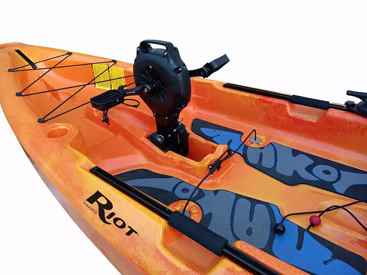 Компактный педальный каяк для рыбалки Riot Mako 10.5 - фото 4