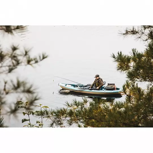 Каяк для рыбалки типа sit-on-top, оснащенный практичными рыболовными аксессуарами Pelican Sentinel 100XP Angler - фото 10